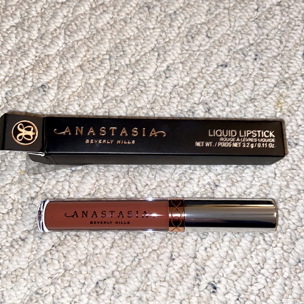 Anastasia Liquid Lipstick in Ashton